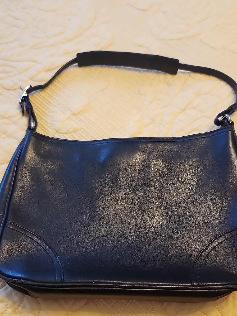 Coach 8148 Vintage Black Leather Shoulder Bag
